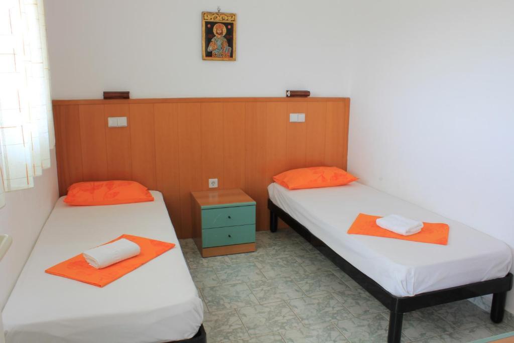 Seaview Aparthotel Nea Poteidaia Quarto foto