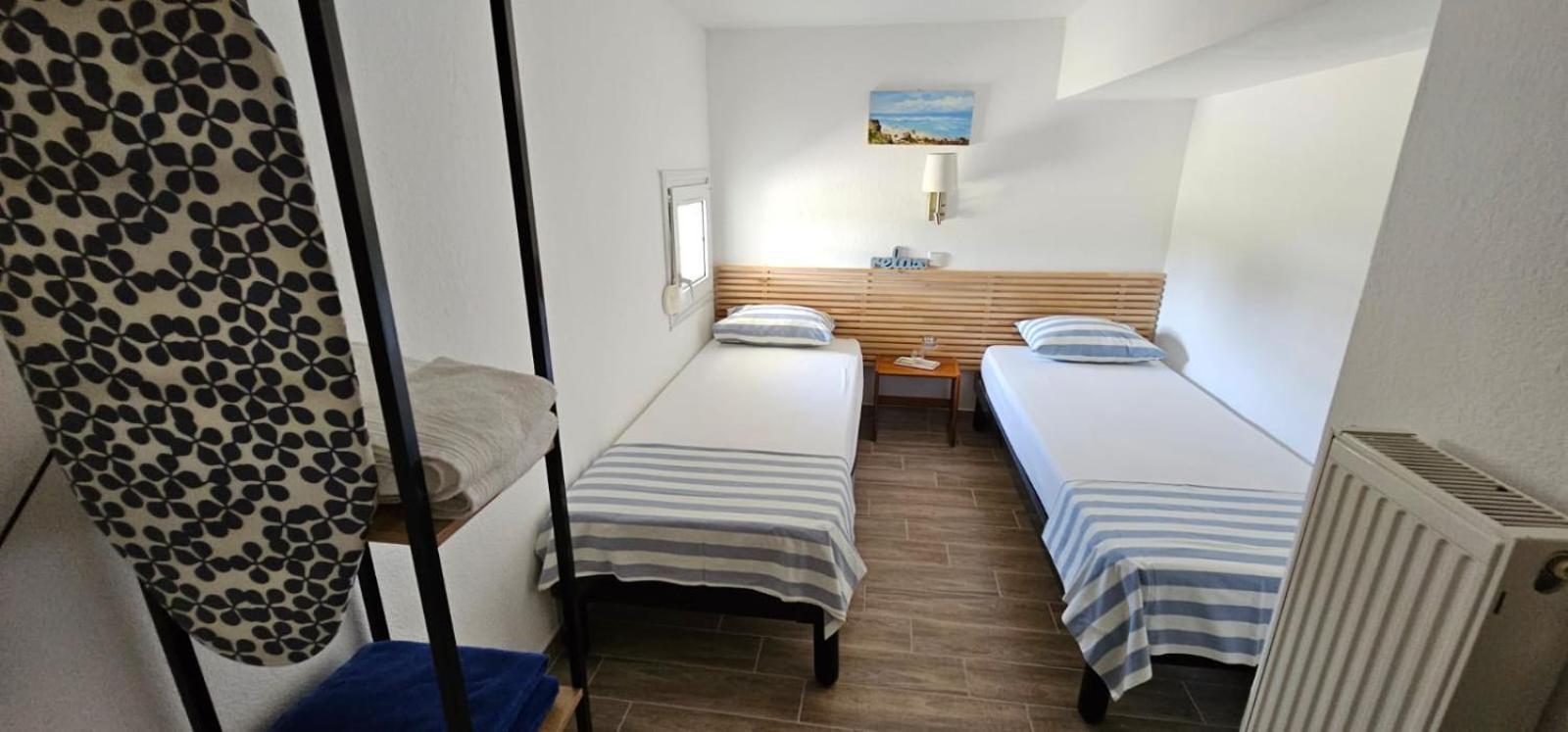 Seaview Aparthotel Nea Poteidaia Exterior foto