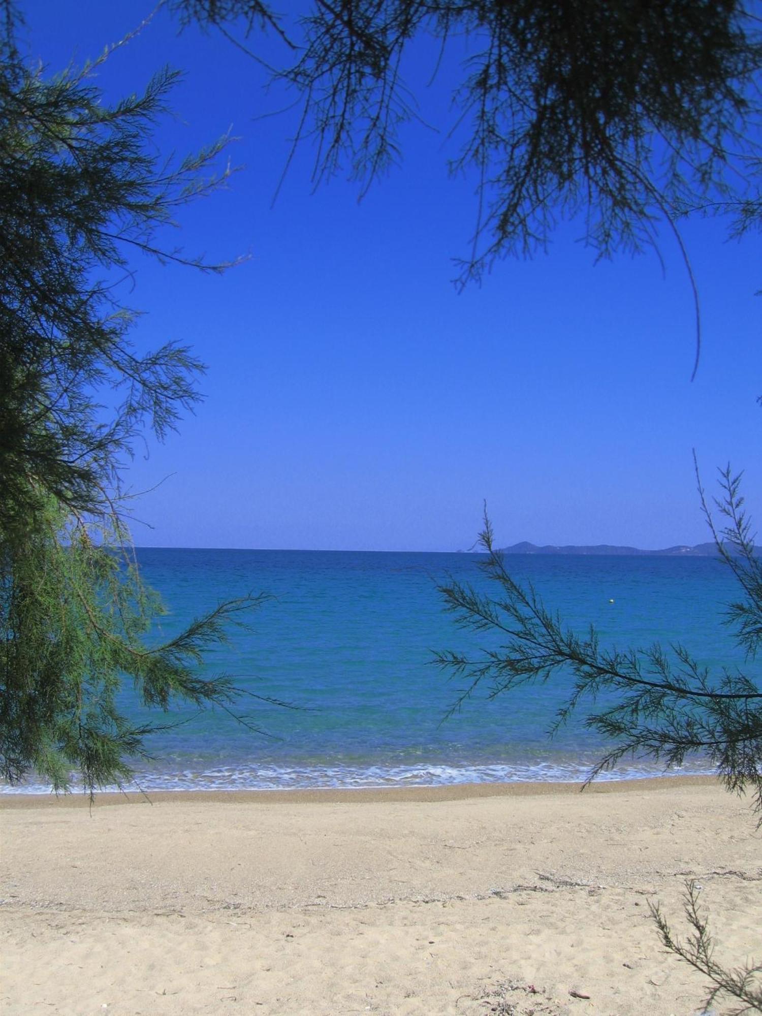 Seaview Aparthotel Nea Poteidaia Exterior foto