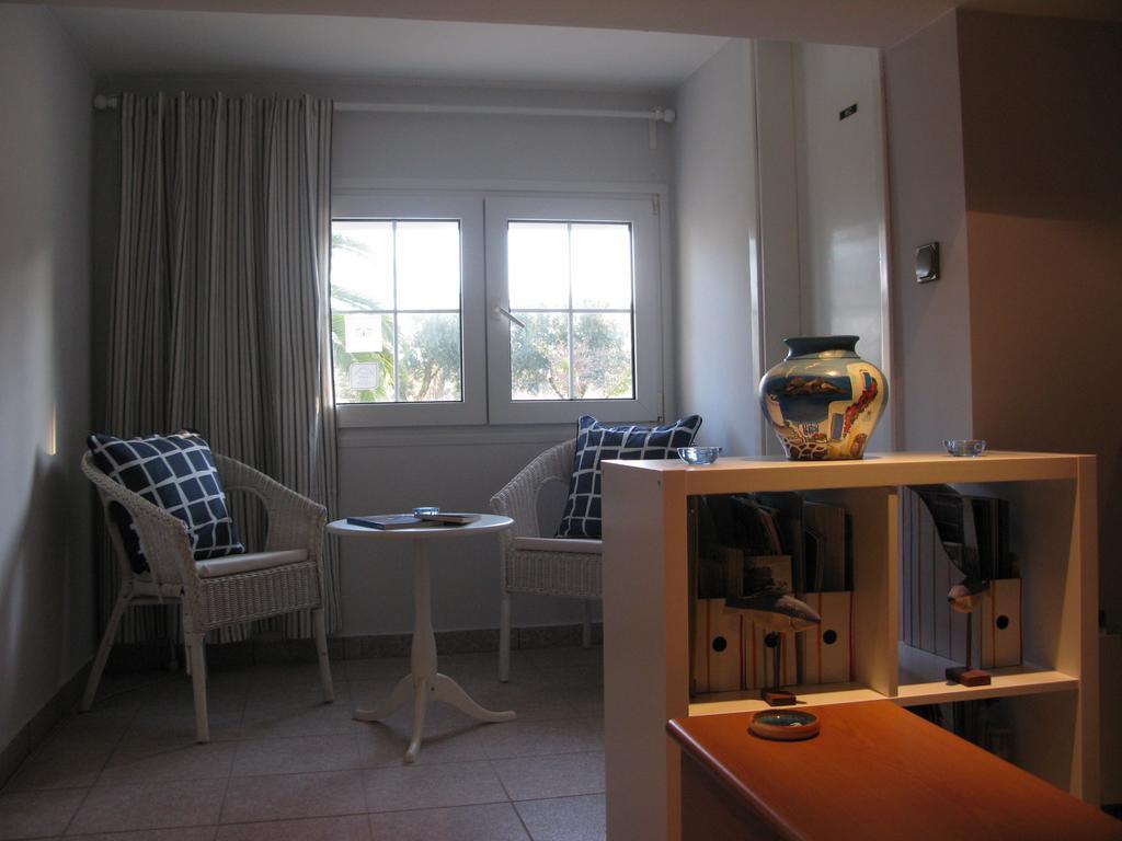 Seaview Aparthotel Nea Poteidaia Exterior foto