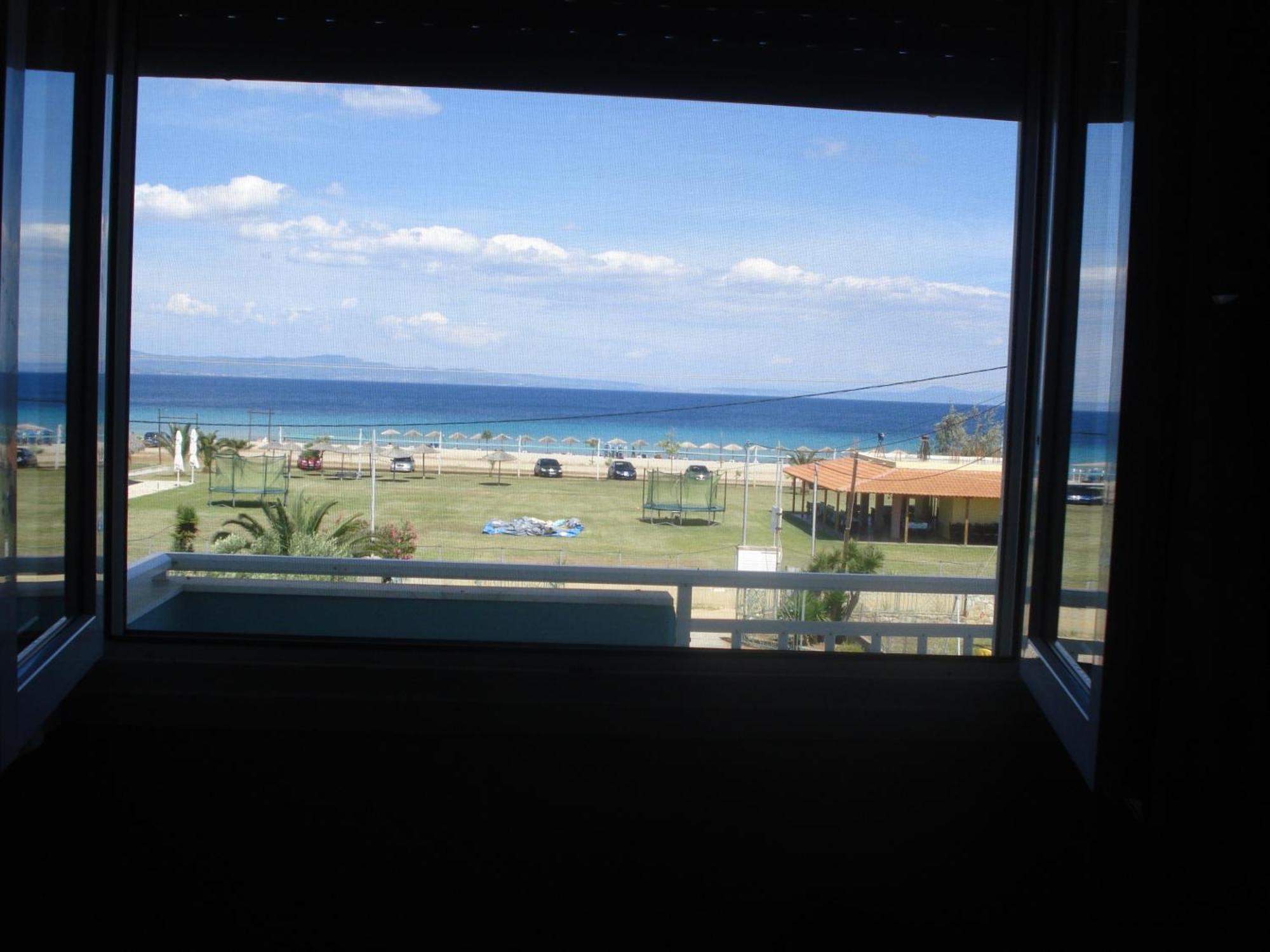 Seaview Aparthotel Nea Poteidaia Exterior foto